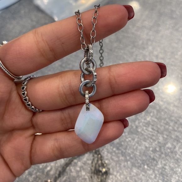 adjustable stone necklace - Picture 2 of 3